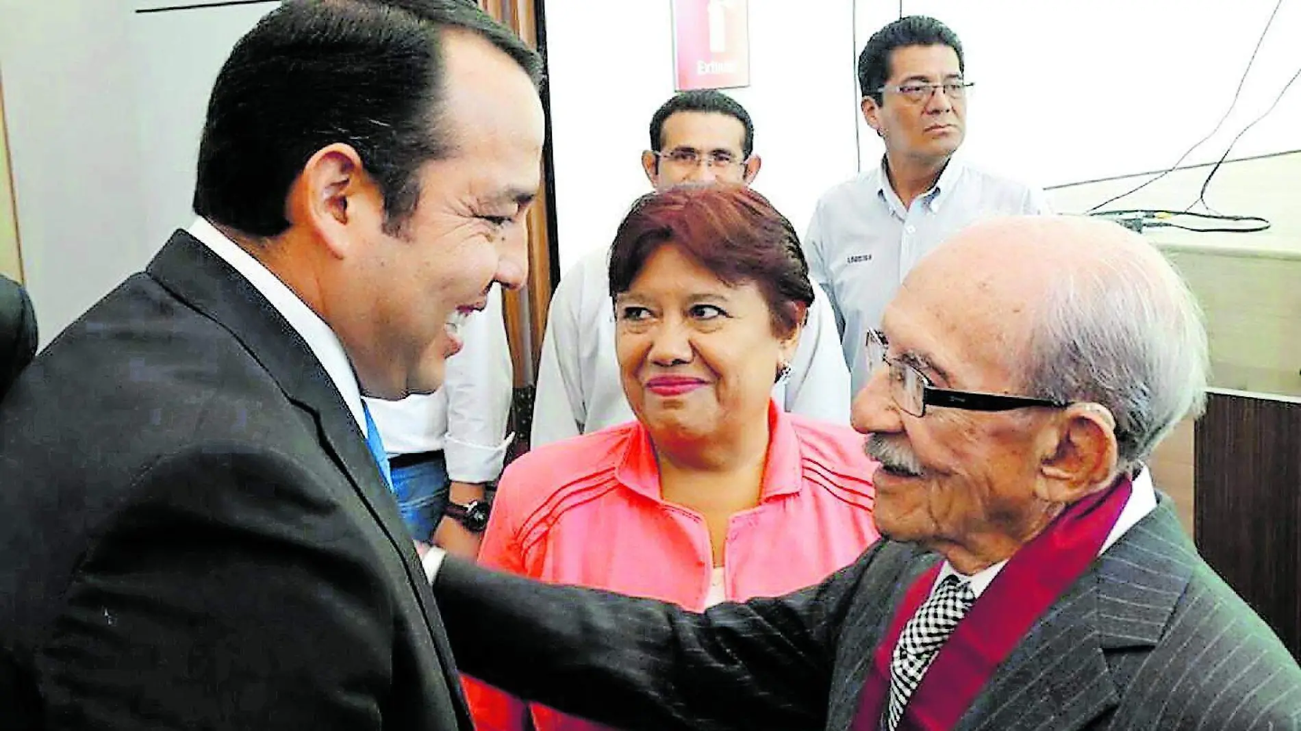 2.- Con el presidente